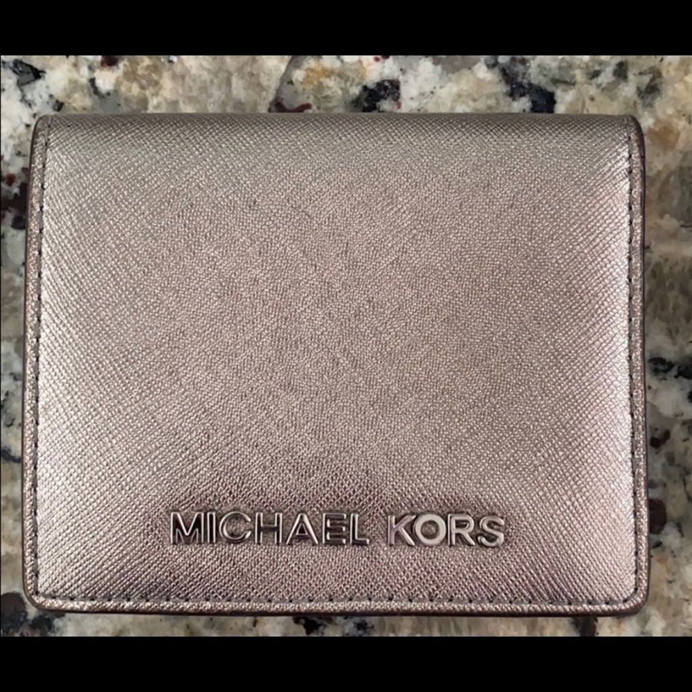 Michael Kors Bi-Fold Wallet